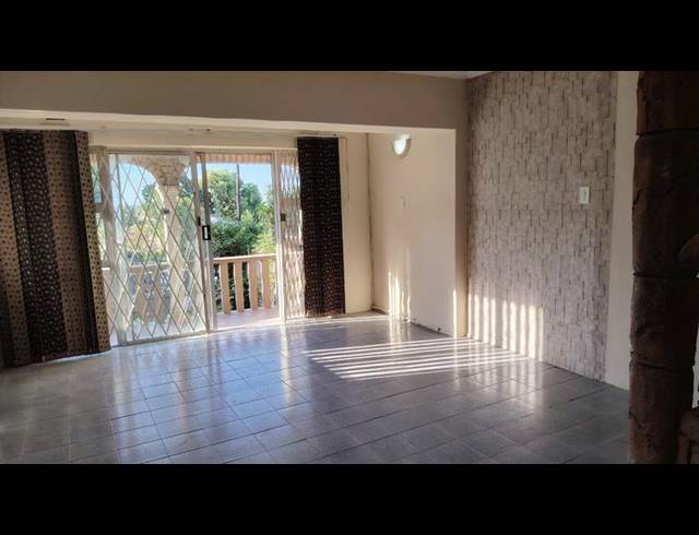 3 BEDROOM HOUSE FOR SALE IN WOODHURST